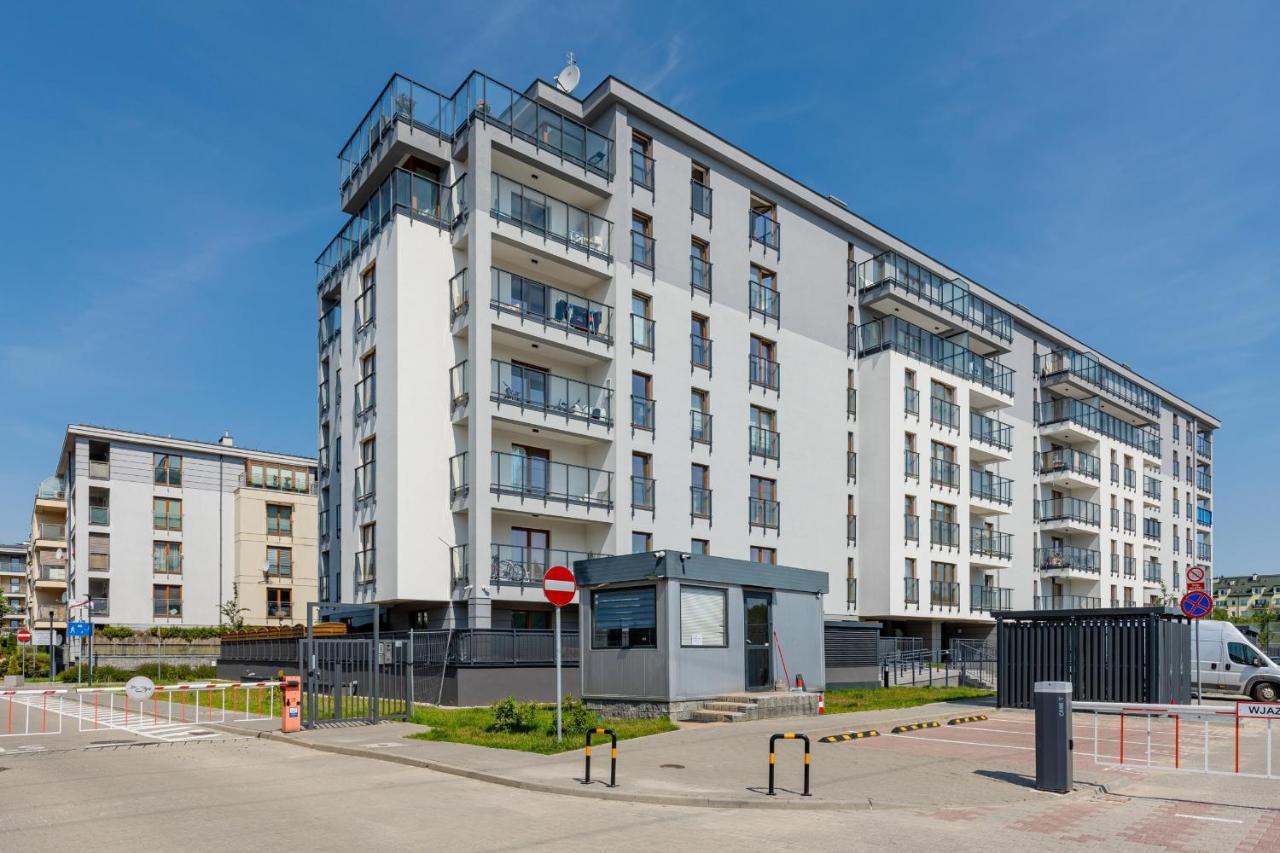 Ursus Sunny Studio For 4 Guests With Parking & Balcony By Noclegi Renters Varşova Dış mekan fotoğraf
