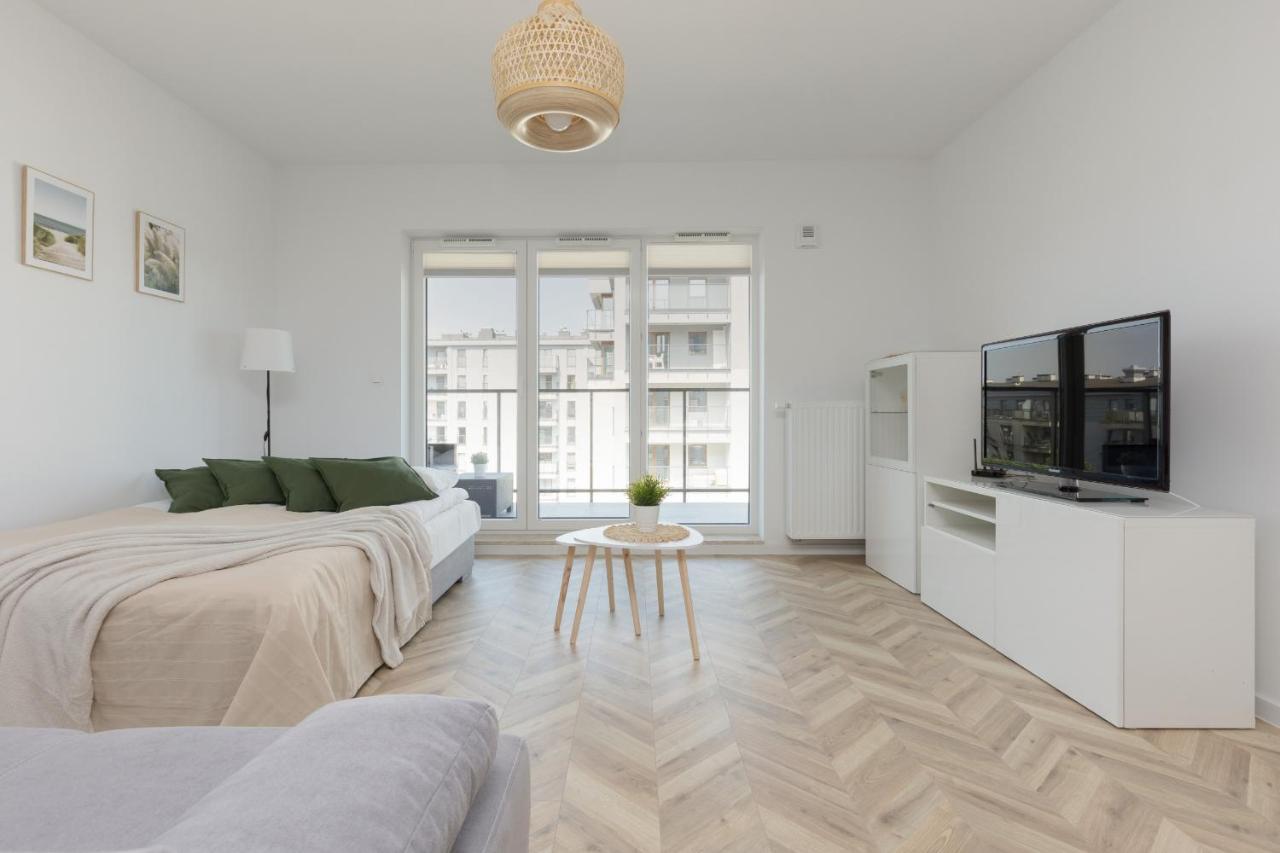 Ursus Sunny Studio For 4 Guests With Parking & Balcony By Noclegi Renters Varşova Dış mekan fotoğraf