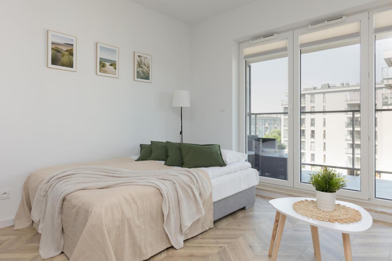 Ursus Sunny Studio For 4 Guests With Parking & Balcony By Noclegi Renters Varşova Dış mekan fotoğraf